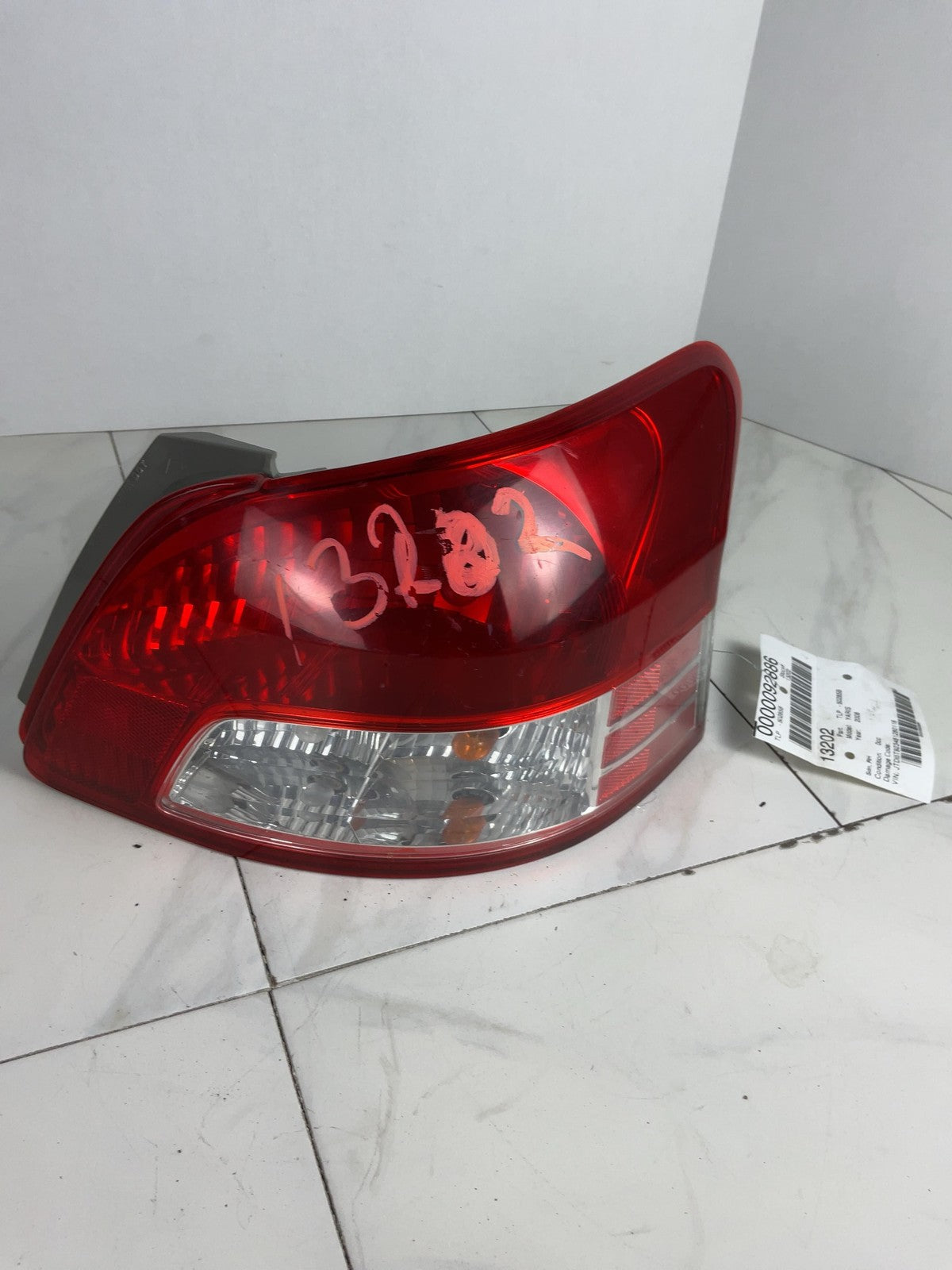 Tail Light Assembly TOYOTA YARIS Right 07 08 09 10 11 120